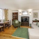 The Garden Square - Unique Luxury Apartment In Historic Garden Square - Ideal For 2 People